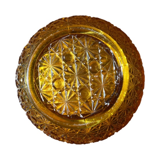 Vintage Amber Daisy Button Vase Excellent Used Condition - Picture 2 of 3